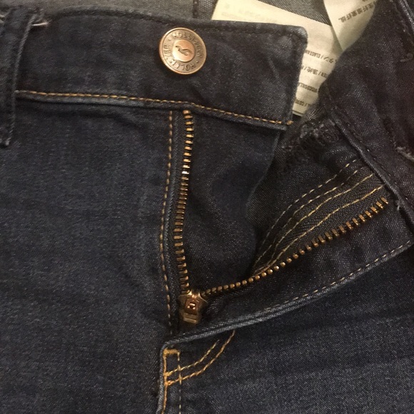 Dark wash jeans - Picture 2 of 4